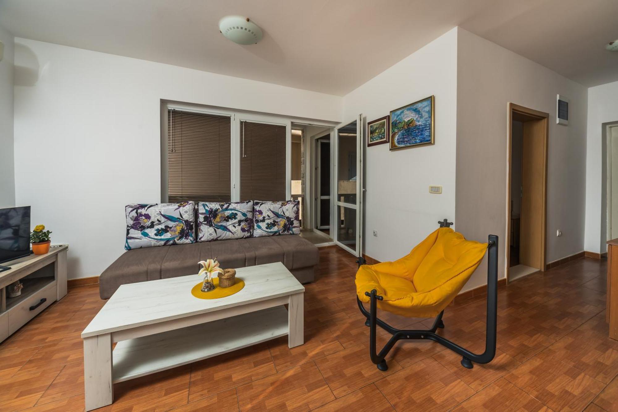 Apartments Franicevic Petrovac Exterior foto