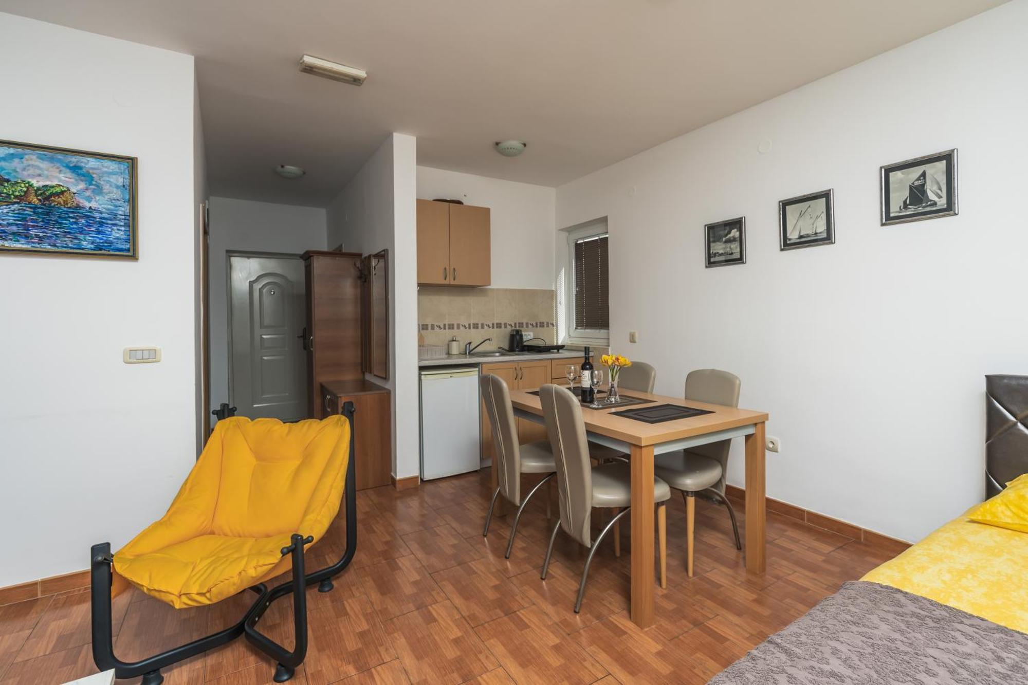 Apartments Franicevic Petrovac Exterior foto